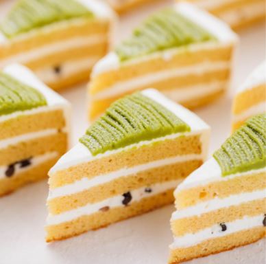 1,820円税込 (12個セットで発送）抹茶ときな粉のケーキ